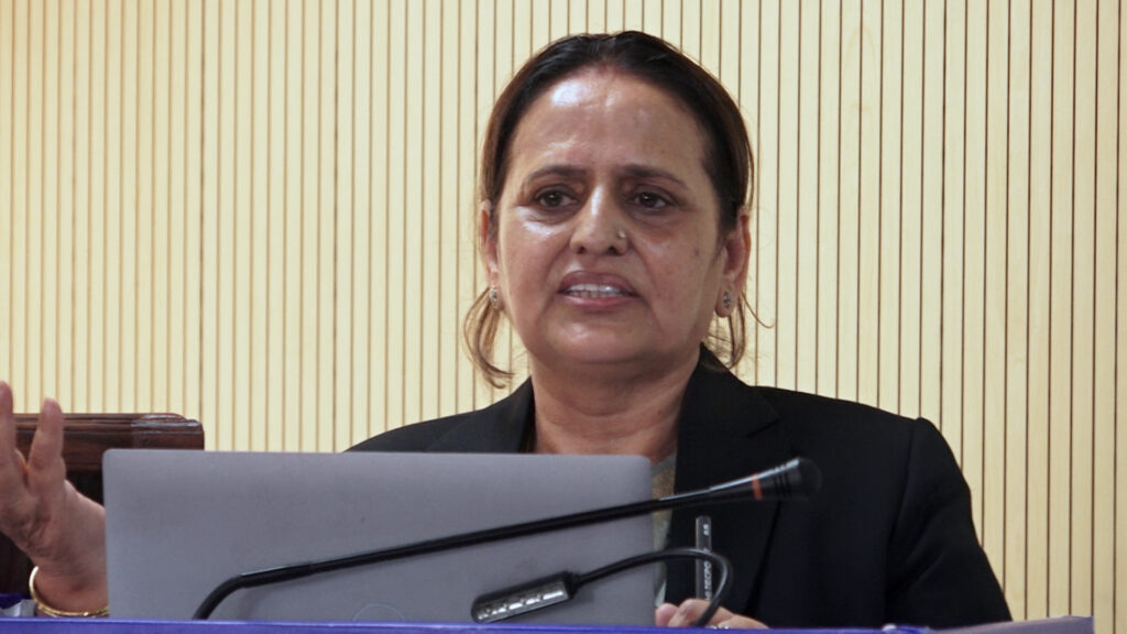 सक्षम र सफल महिलाहरुले आफ्नो नेतृत्व क्षमता बढाउन जरुरी छ : महान्यायाधिवक्ता भण्डारी