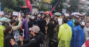 पोखरामा प्रहरीको गोली लागेर एक जना घाइते