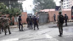 जेनजी प्रदर्शनमा कारागार तोडेर भागेका ८ हजार कैदीबन्दी अझै फरार