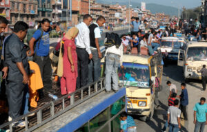 दशैं मनाउन साढे ५ लाखले छाडे काठमाडौं उपत्यका