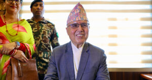 कर्मचारीले घुस मागे अब सिधै अर्थमन्त्रीलाई इमेल