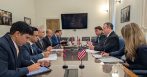 अर्थमन्त्री खनाल र अमेरिकी उच्च अधिकारीहरूबीच छुट्टाछुट्टै भेटवार्ता