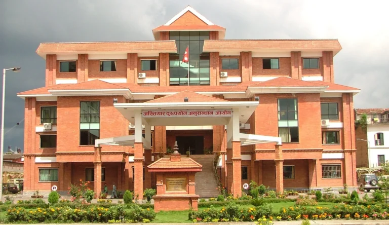 राजेश हमालको निर्देशनमा फिल्म बनाउने भन्दै भ्रष्टाचार, गाउँपालिका अध्यक्षसहित ४ जनाविरुद्ध मुद्दा