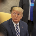 ट्रम्प सहभागी कार्यक्रममा गोली चलेको आवाज, ट्रम्पलाई सुरक्षित स्थानमा सारियो