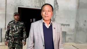 मन्त्री कुलमान घिसिङले गरे निर्माणाधीन संसद भवनको आकस्मिक निरीक्षण