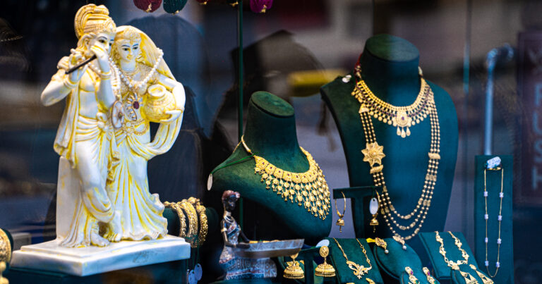 एकैदिन १४ हजार ४०० रुपैयाँ बढ्यो सुनको मूल्य