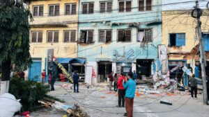 हेटौंडा सडक विस्तार कार्य तत्कालका लागि स्थगित