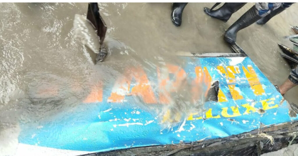 सिमलतालमा खसेको बस मध्ये एक गणपति डिलक्स भएको पुष्टि