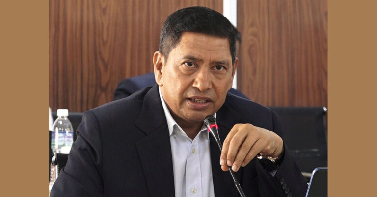 संविधान संशोधनका नाममा लोकतन्त्र कमजोर पार्ने प्रयास स्वीकार्य हुँदैन : श्रेष्ठ