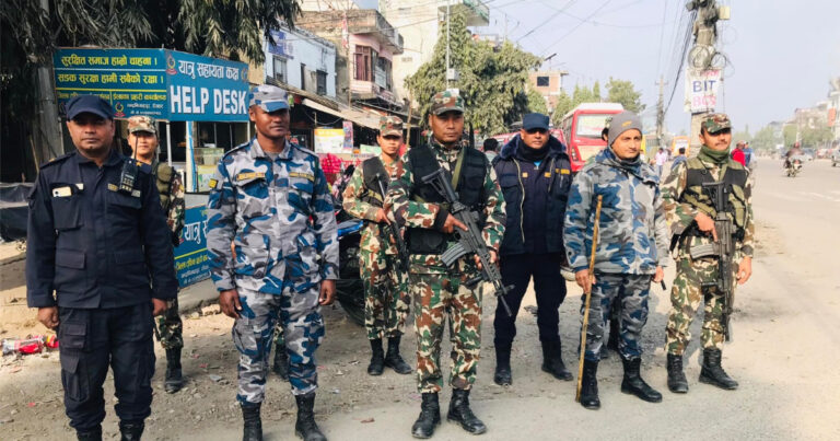 आगामी निर्वाचनका लागि रौतहटमा सुरक्षा व्यवस्था कडाः सेनासहितको संयुक्त टोली गस्तीमा