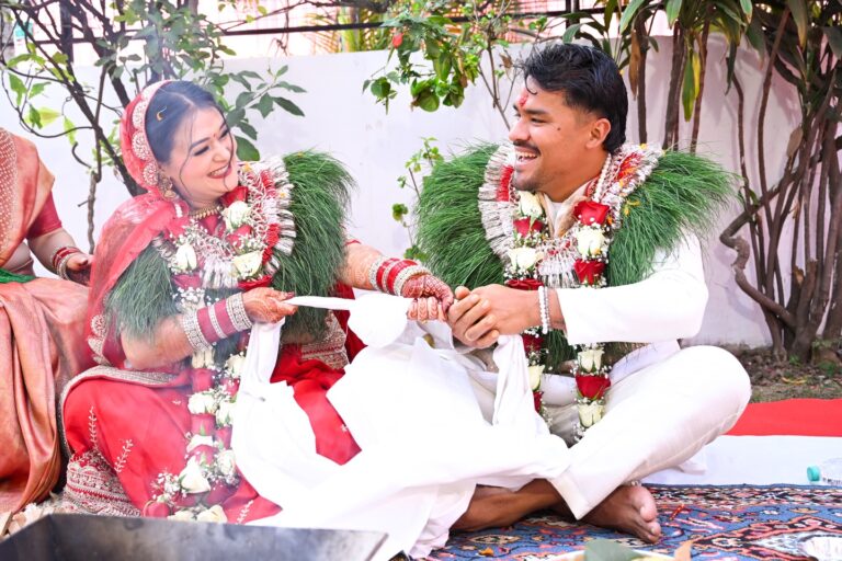 करण केसी र वर्षा बस्नेत वैवाहिक बन्धनमा