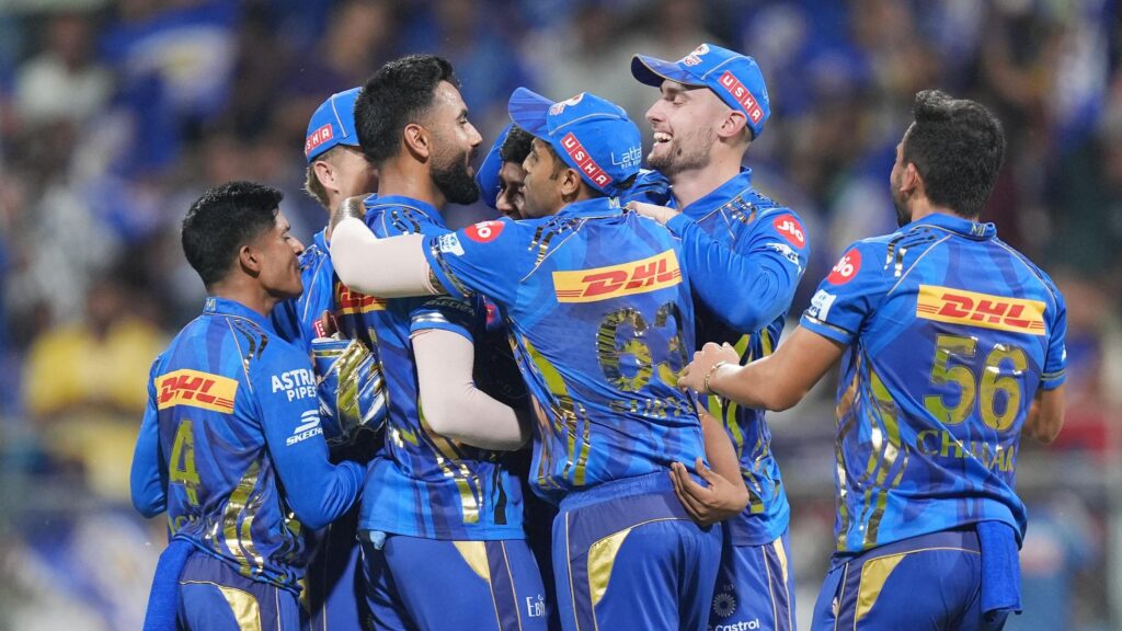 मुम्बईसँग कोलकाता ६ विकेटल पराजित