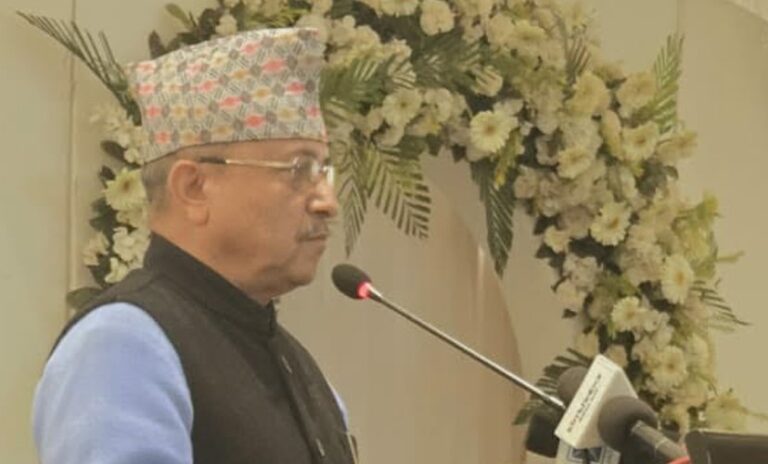 कांग्रेस सांसदसँग पूर्णबहादुर खड्काले भने– देश र जनताका सवालमा दृढतापूर्वक काम गर्नुस्