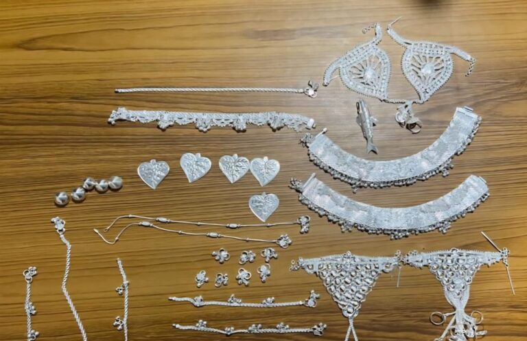 चाँदीको अवैध गरगहनासहित सर्लाहीबाट एक जना पक्राउ