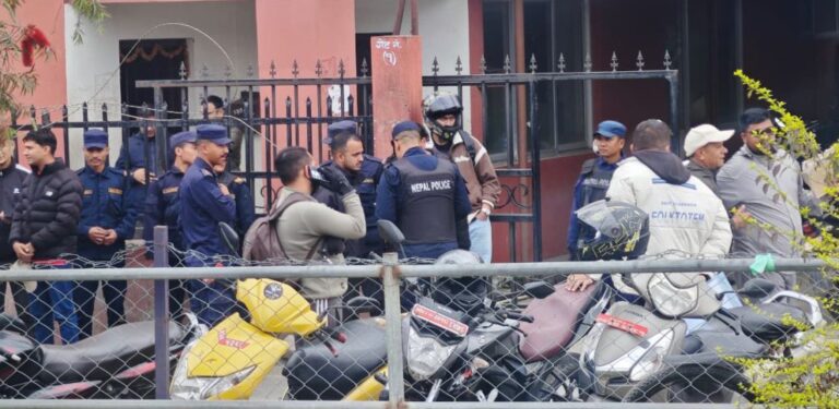 यातायात कार्यालय एकान्तकुनाबाट १५ बिचौलिया समातिए