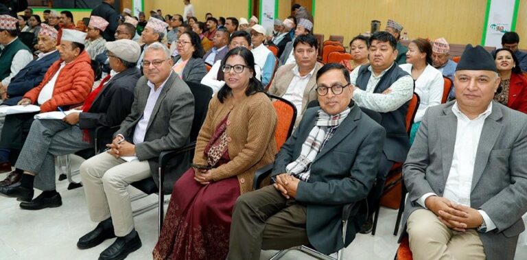 पराजयबारे कांग्रेसमा छुट्टाछुट्टै तर्क : बीबीसीको भिडियो, नेताका घरमा पैसा जलेको भिडियो, नेताहरूको असहयोग