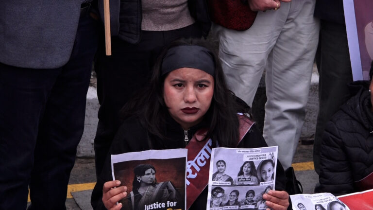 इनिशा विक हत्या प्रकरणः दोषीलाई कडा कारबाहीको माग गर्दै माइतीघरमा प्रदर्शन