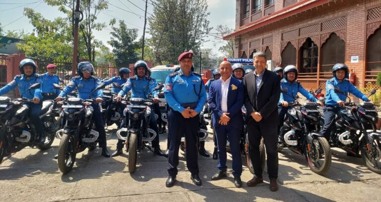 पर्यटक प्रहरीलाई १४ वटा मोटरसाइकल हस्तान्तरण