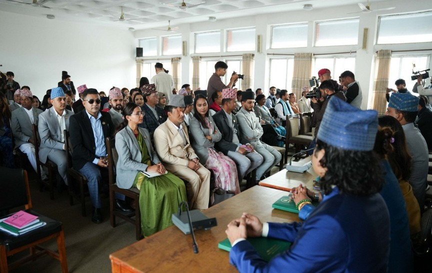 रास्वपाले बोलायो संसदीय दलको बैठक