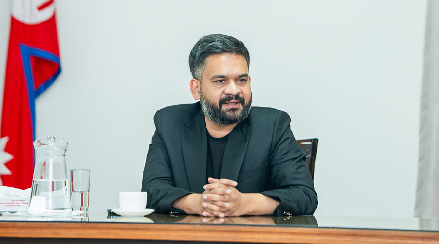 प्रधानमन्त्री बालेनले विश्वविद्यालय र प्रतिष्ठानका उपकुलपतिहरुसँग छलफल गर्दै