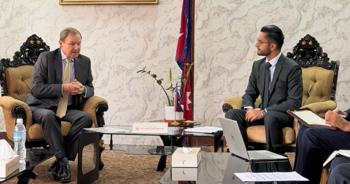 शिक्षामन्त्री पोखरेल र बेलायती राजदूत फेनबीच भेटवार्ता