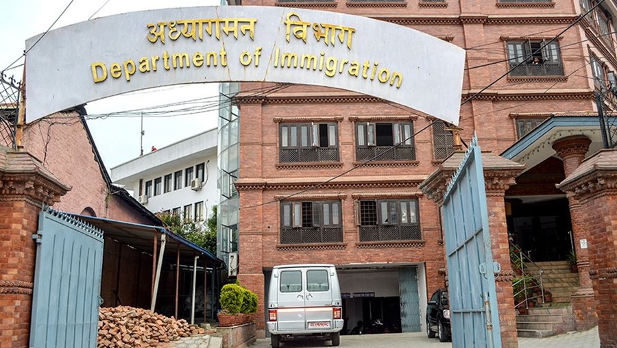 अध्यागमन विभागको स्पष्टीकरण : एयरपोर्टमा टिकटको बिल चाहिदैन