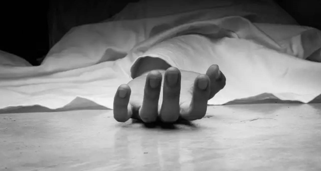 मकवानपुरमा भिरबाट लडेर महिलाको मृ*त्यु