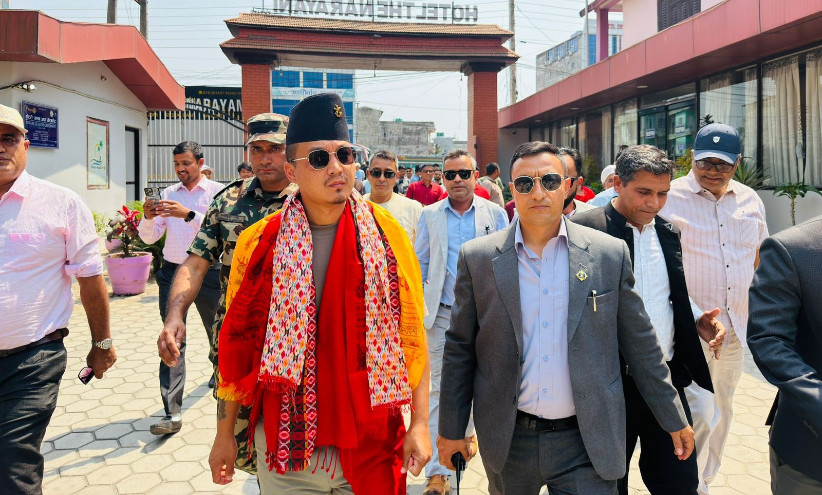 नवलपुरमा दूषित पानीका कारण गैँडा मर्ने घटनाप्रति गृहमन्त्री गुरुङको ध्यानाकर्षण