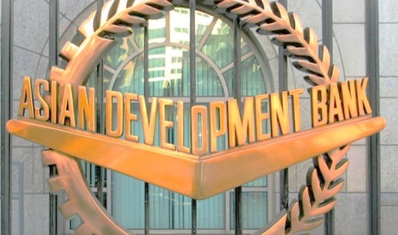 अर्थतन्त्रमा ‘जेन–जी’ आन्दोलन र बाह्य द्वन्द्वको असरः आर्थिक वृद्धिदर २.७ प्रतिशतमा खुम्चिँदै