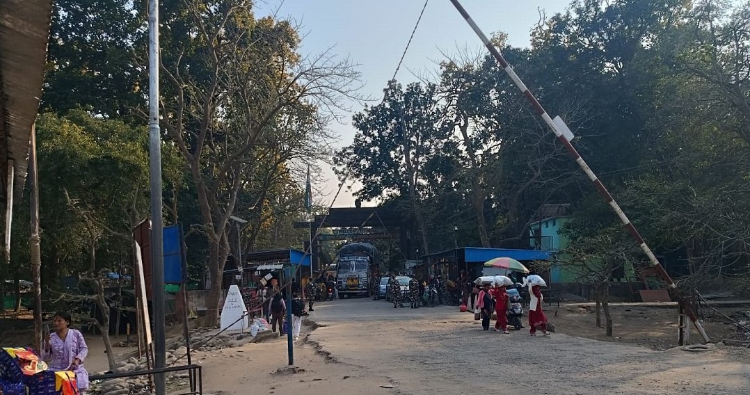 सय रुपैयाँभन्दा बढीको सामानमा भन्सार महसुल तिर्नुपर्ने भएपछि भारतीय सीमावर्ती क्षेत्रमा घट्यो चहलपहल