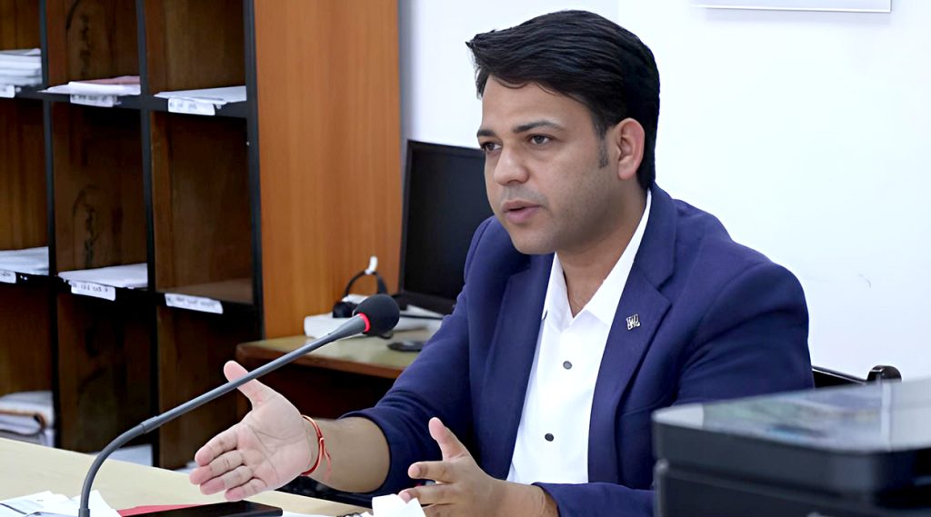 रास्वपाले माग्यो सांसदहरूलाई स्वकीय सचिव