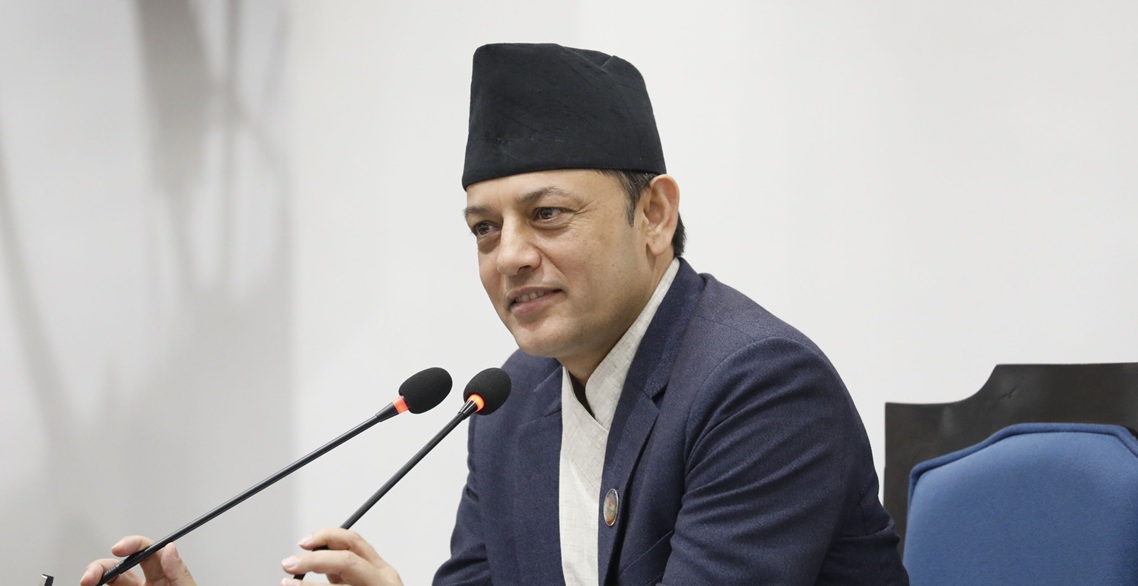 प्रधानमन्त्रीलाई सदनमा उपस्थित गराउने अधिकार मसँग छैन: सभामुख अर्याल