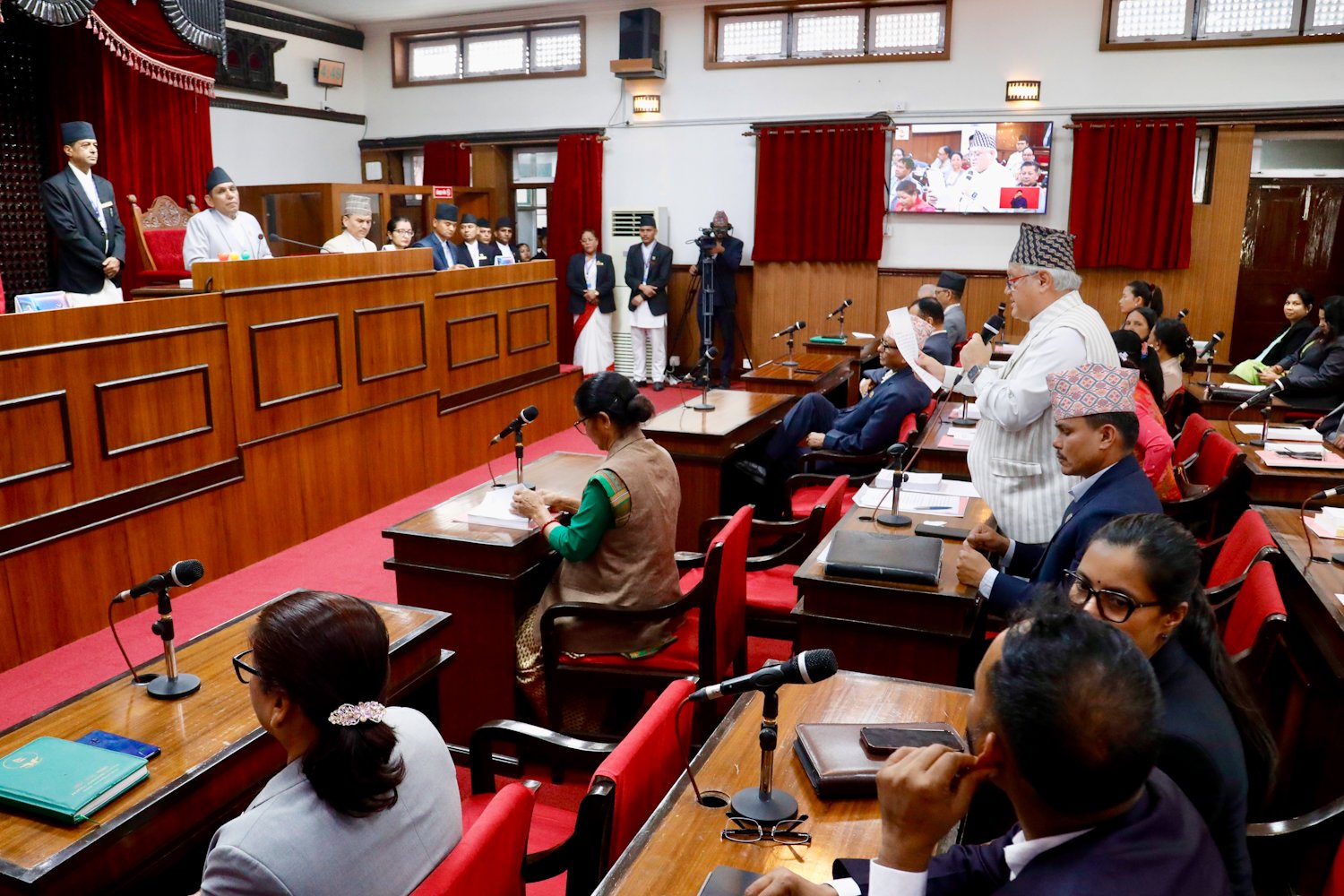 विपक्षीको अवरोधपछि राष्ट्रिय सभा बैठक कार्यसूचीमै प्रवेश नगरी जेठ २६ गतेसम्म स्थगित