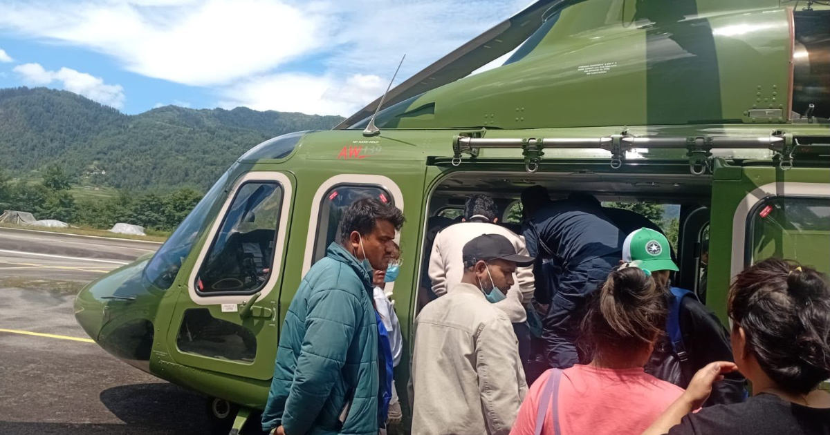 जटिल अवस्थामा रहेकी गर्भवतीसहित दुई जनाको सफल हवाई उद्धार