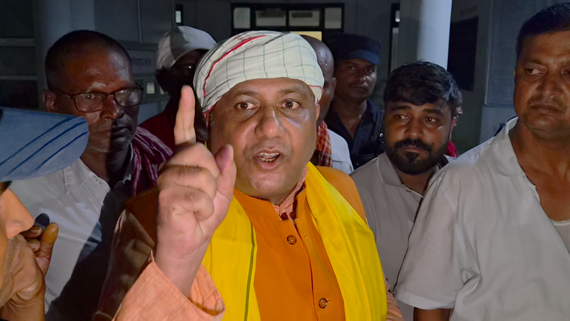३ लाख धरौटीमा रिहा भए अशोक यादव